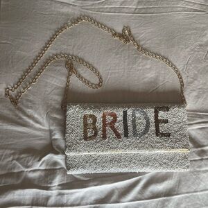 Bride clutch